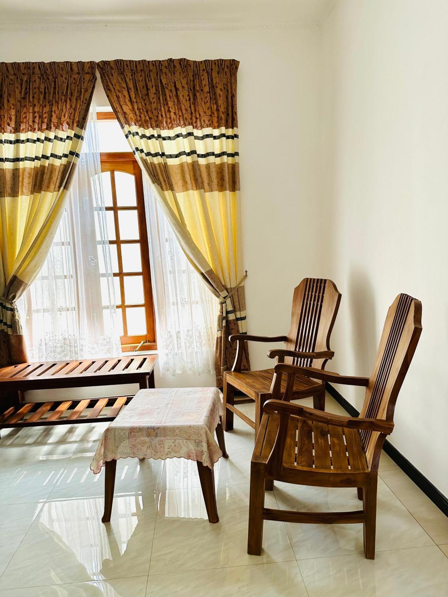 Welcome Family Guest House. Бентота Екстер'єр фото