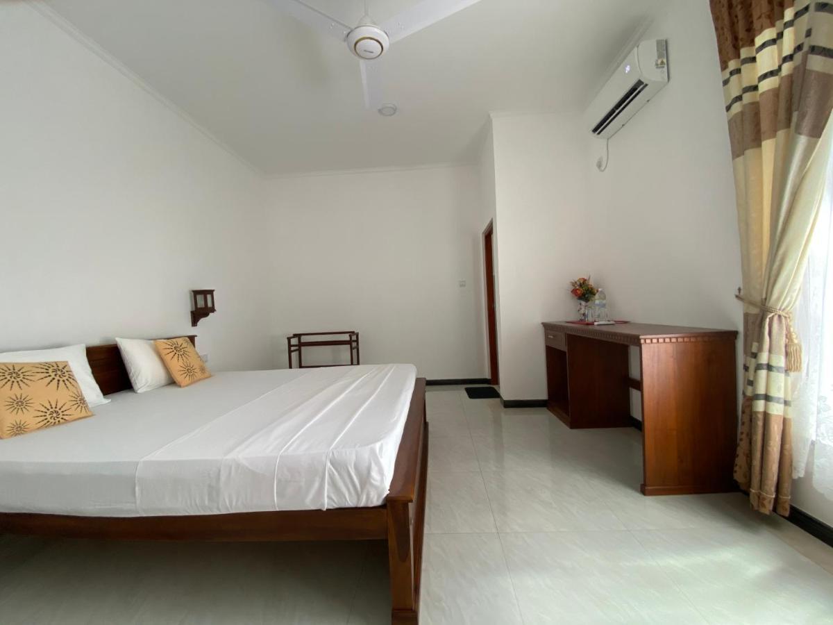 Welcome Family Guest House. Бентота Екстер'єр фото